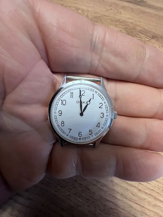 Два колекционерски часовника от ерата на СССР