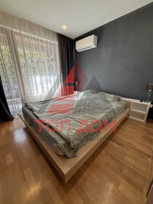 Дава се под наем Тристаен апартамент в Варна, Червен площад - 100 кв.м за 1300 € - Снимка #15