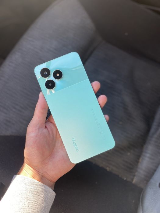 Телефон Realme C51 128