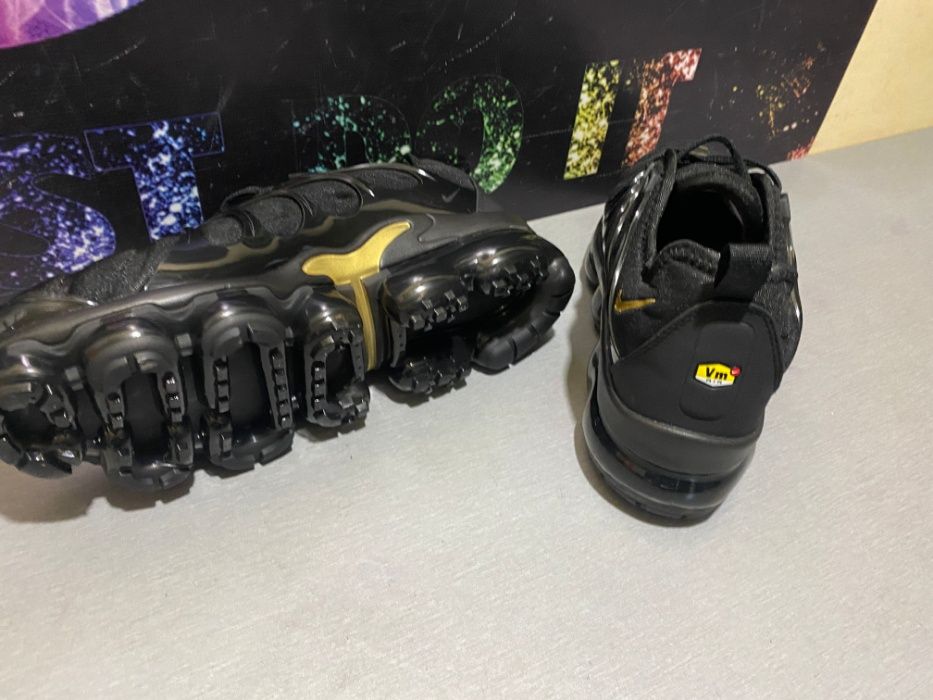 Nike Air Vapormax VN PLUS gold 42,43,44,45