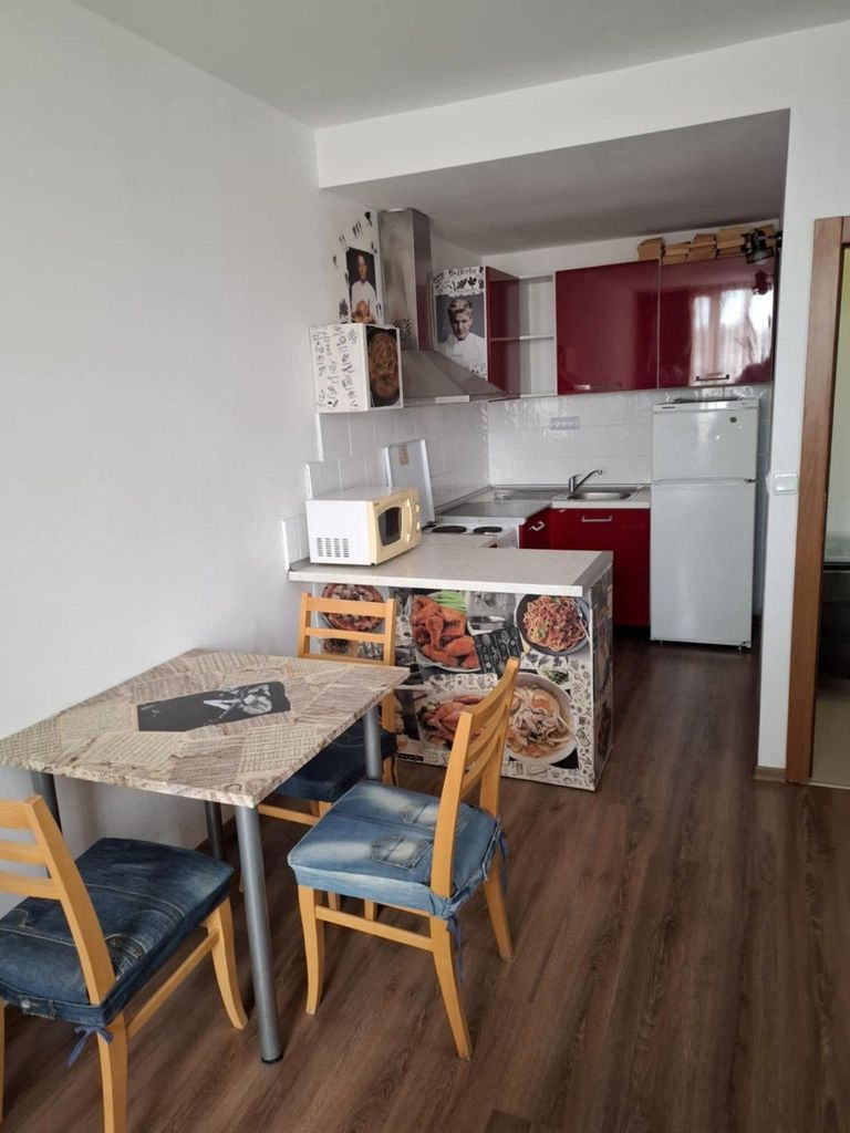 Продава се Двустаен апартамент в к.к. Слънчев бряг - 60 кв.м за 1123 €/кв.м - Снимка #1