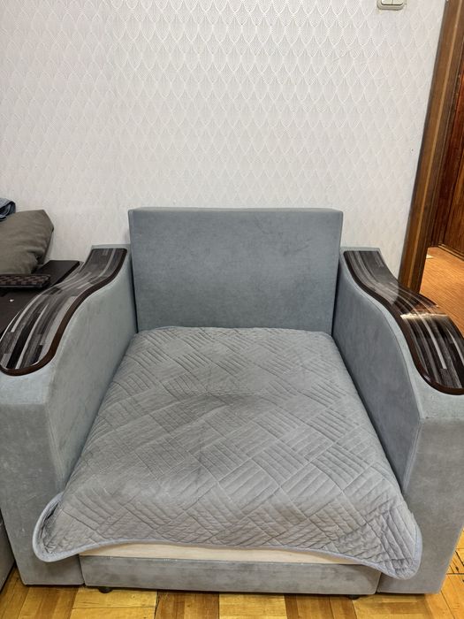 Продам два кресла!