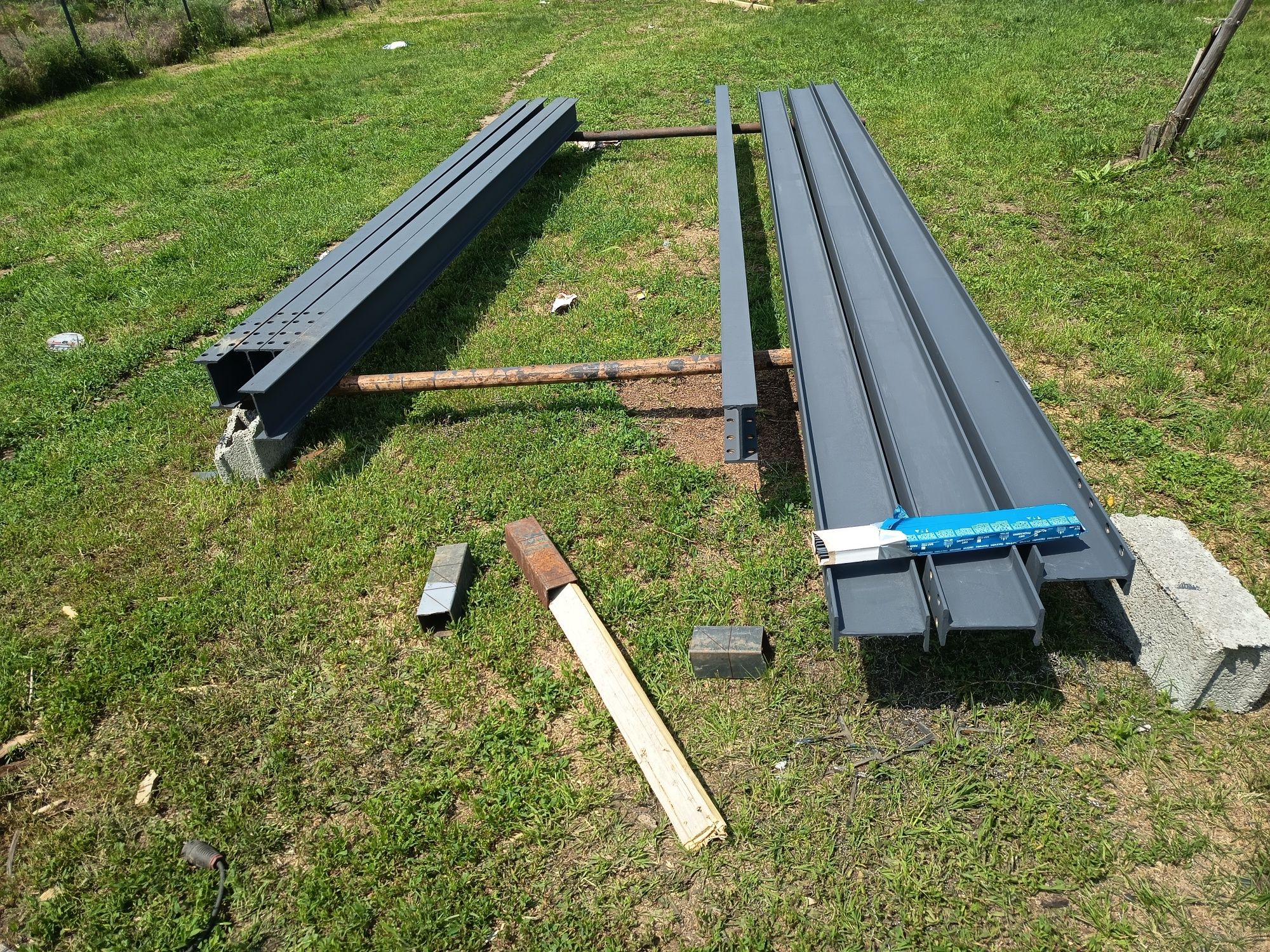 construim hale metalice la comanda