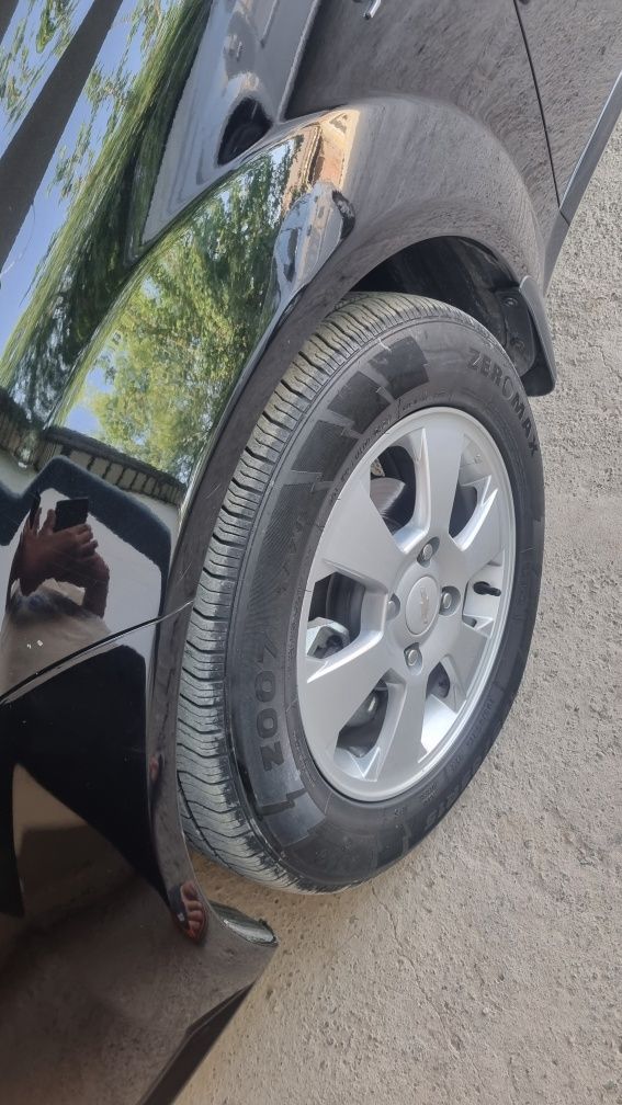 Gentra 1padisiya  hadavoylar zur 4balon yangi uzimiz.minganmiz uyga nn