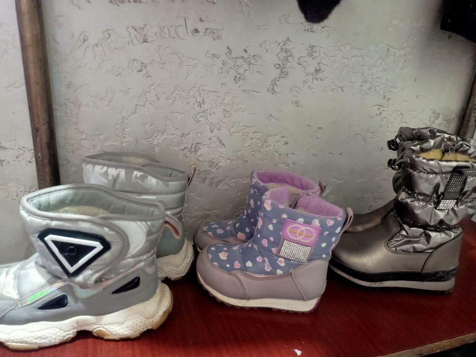 Отдам вещи, обувь платье для девочки