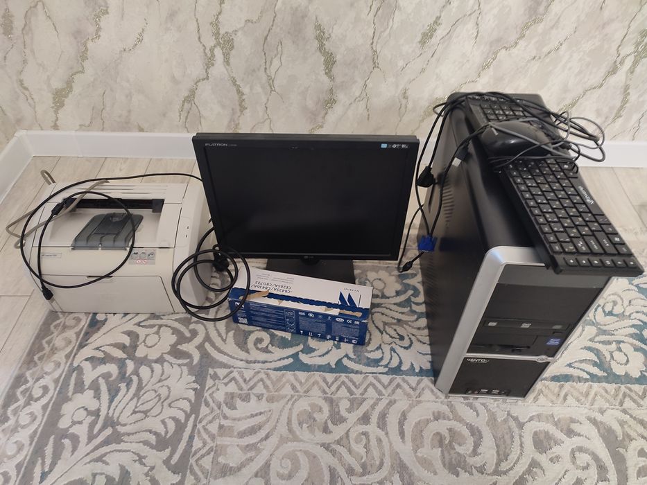 Комьютер с принтером