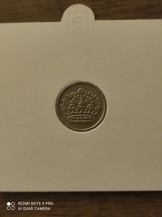 3 monede suedeze de argint