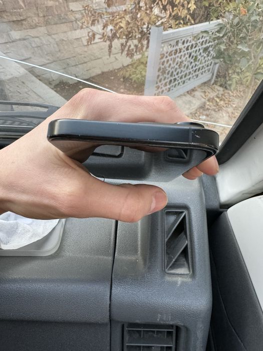 Iphone 16 pro Max black titanium