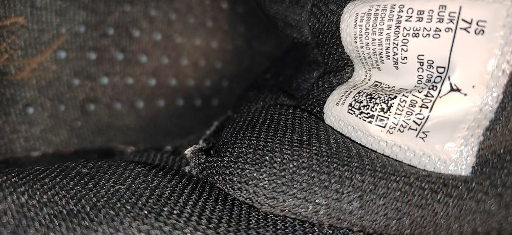 Nike Air Jordan Max Aura 4, номер 40