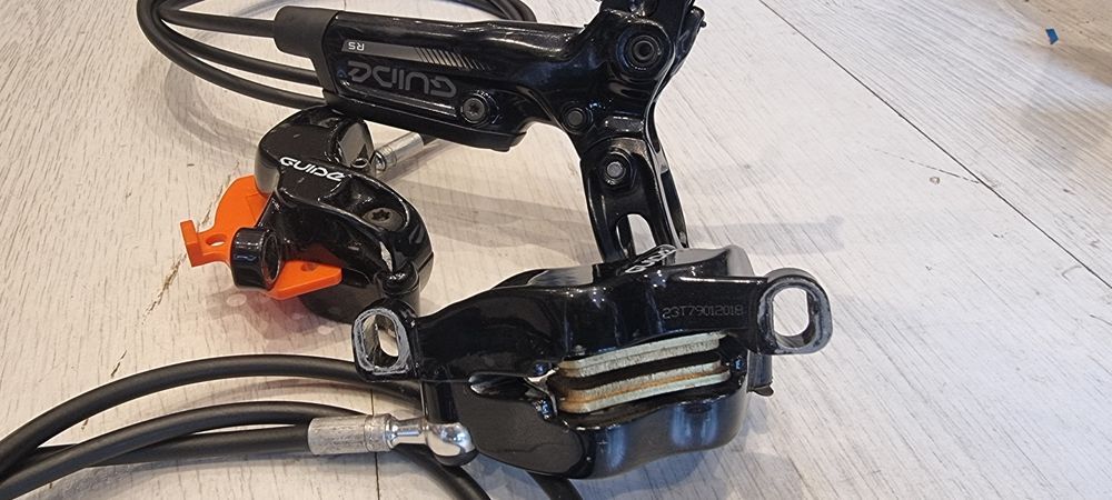 Frane mtb sram xo ,guide rs,code și Formula