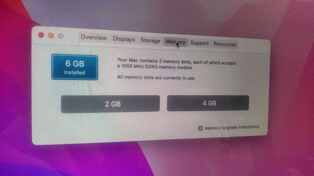 Vand laptop MacBook Pro 13" I5 6GB SSD