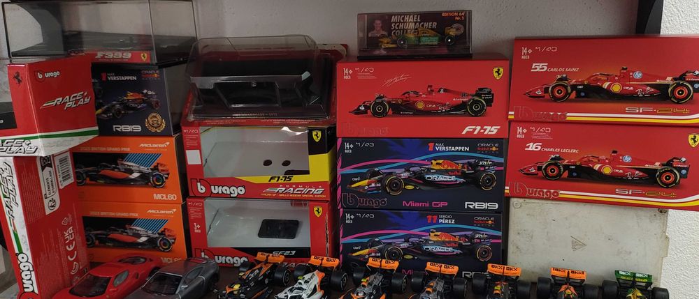Machete Bburago 1/43, la set, McLaren, Red Bull, Ferrari, Mercedes