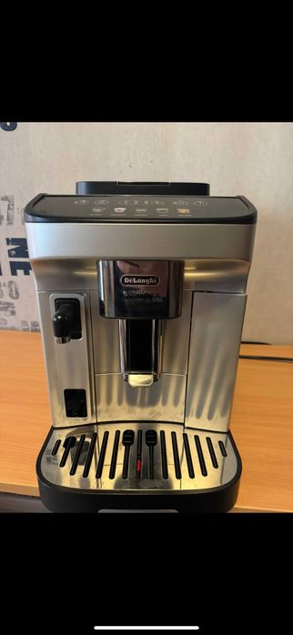 Кафеавтомат Delonghi Magnifica Evo