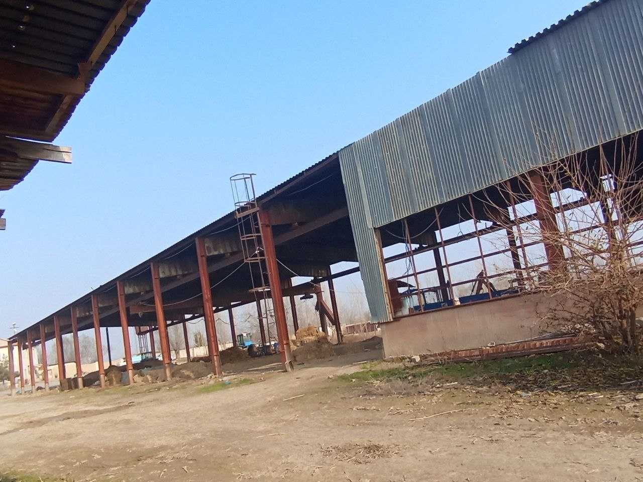 Металлоконструкция и балка