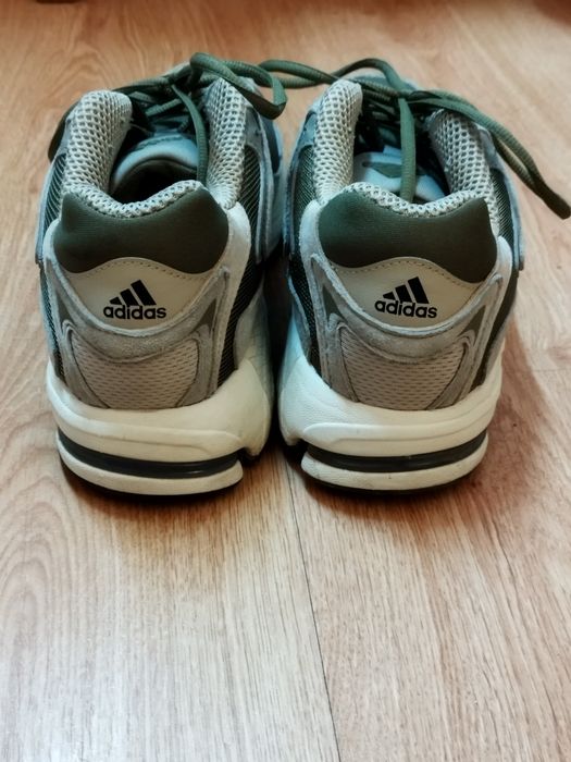 Addidas originals responce cl