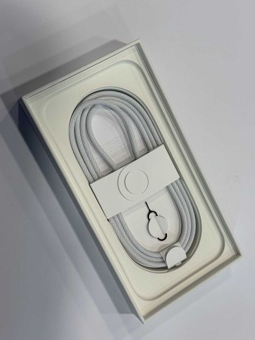 iPhone 16 • 128GB • Blue • 100% Battery Health • 0 Cycles