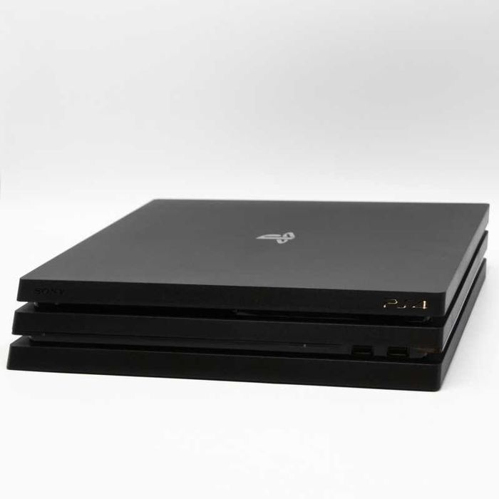 Consola SONY Playstation 4 Pro 1 Tb + Controller | UsedProducts.Ro