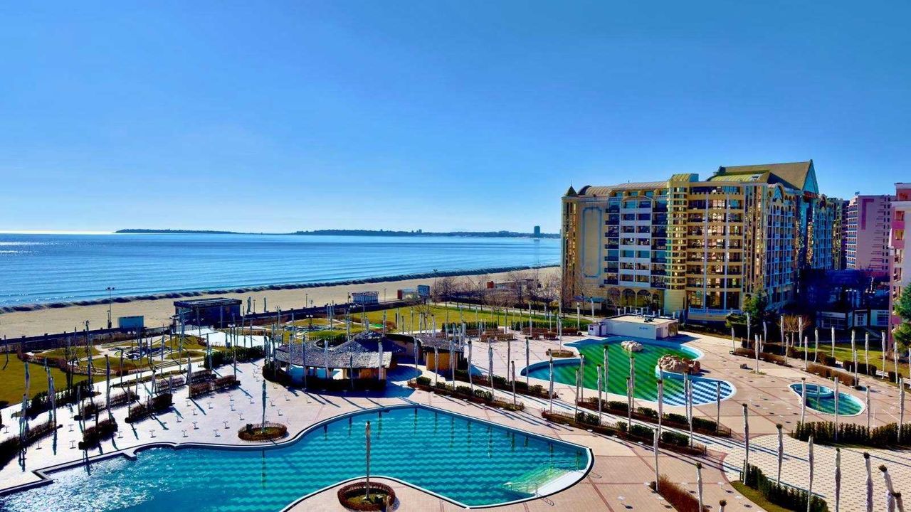 Продава се Двустаен апартамент в к.к. Слънчев бряг - 78 кв.м за 1077 €/кв.м - Снимка #14