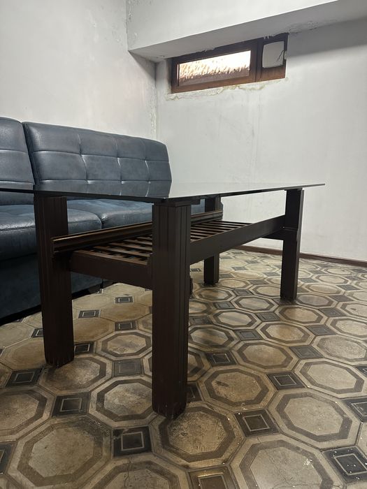 Журналный столик стеклянный большой