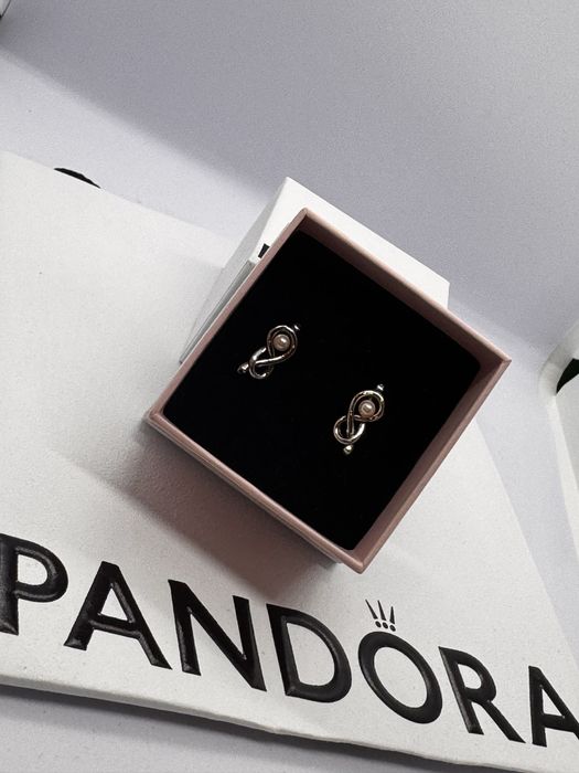 Пандора обеци Pandora