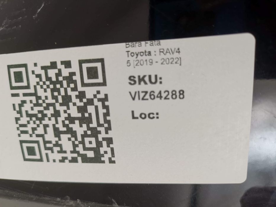 Предна броня Тойота РАВ4 / Toyota RAV4 Оригинална, в добро състояние