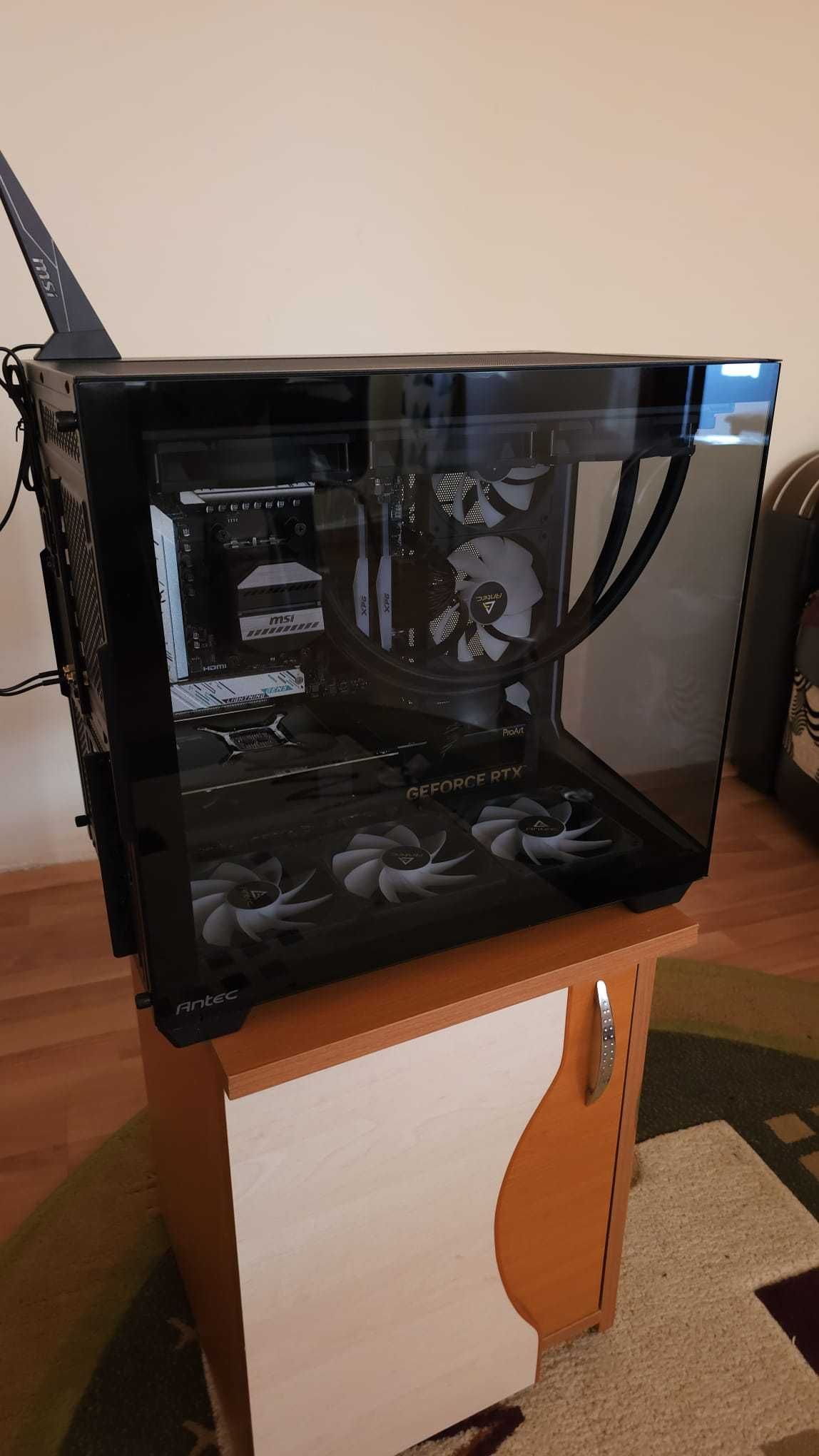 PC Gaming High-End Ryzen 9 7950X3D + RTX 4080 SUPER