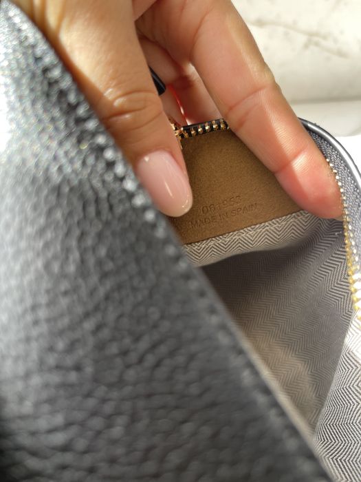 Невероятна черна чанта от естествена кожа Loewe