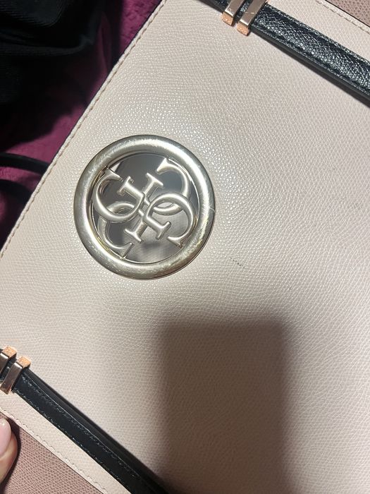 Чанта guess с дълга дръжка