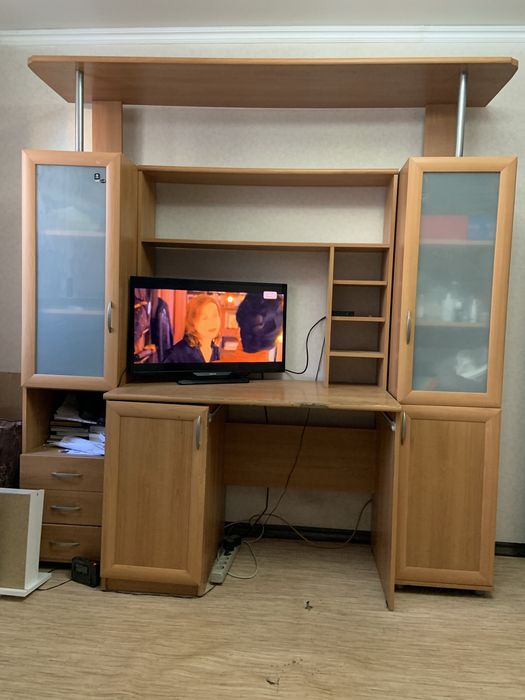 Продам стенку в спальню