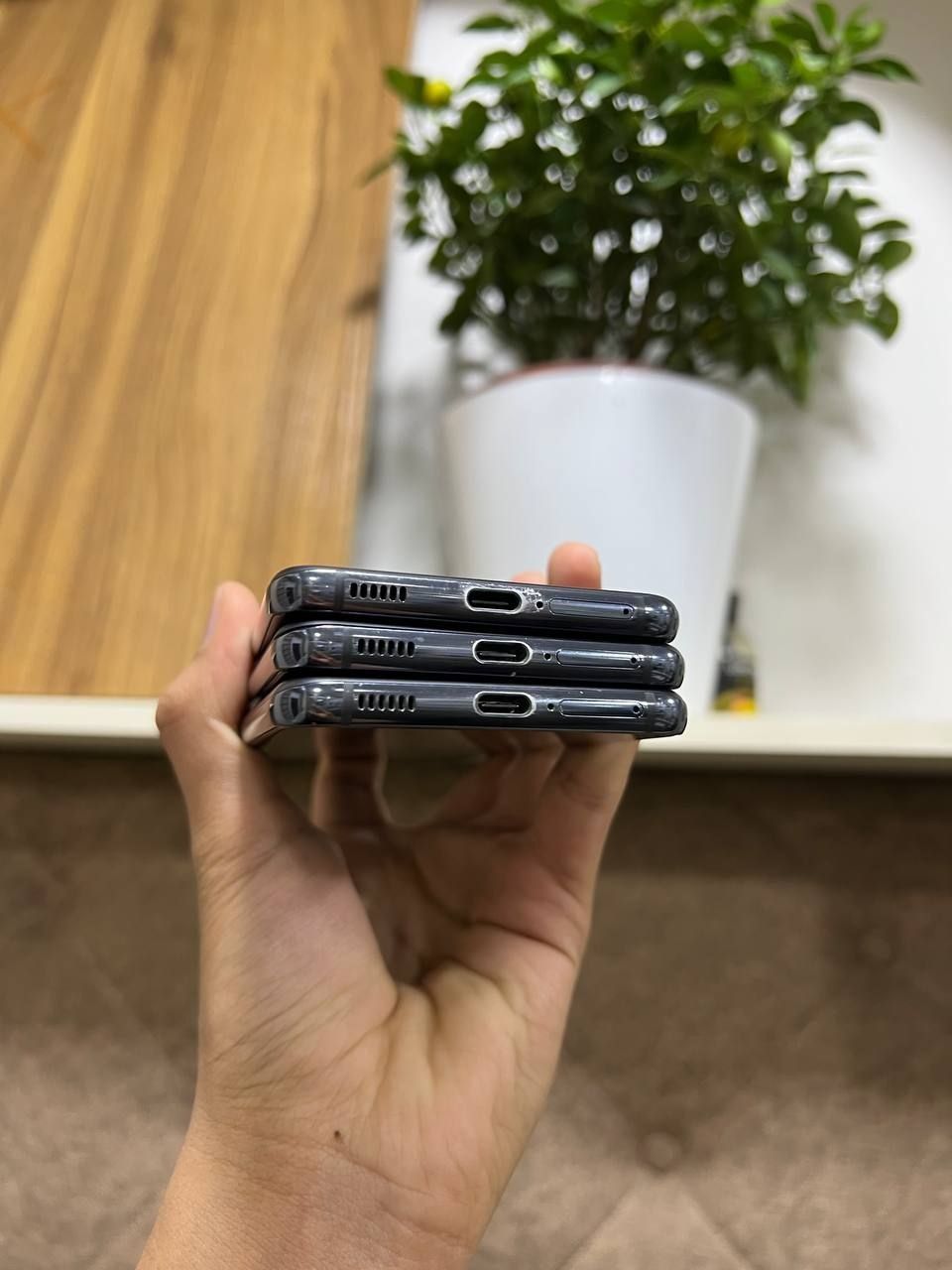 Samsung galaxy s21 5G 8/256gb holati harxil