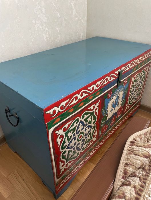 Продам сундук.