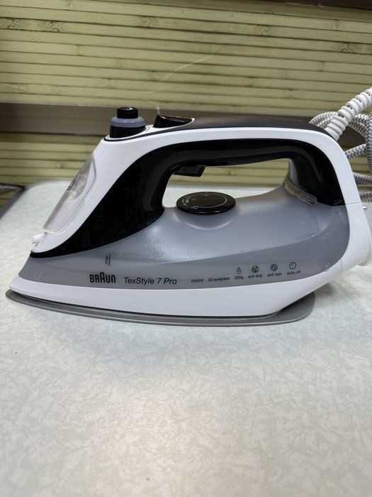 Парна ютия Braun TexStyle 7 Pro