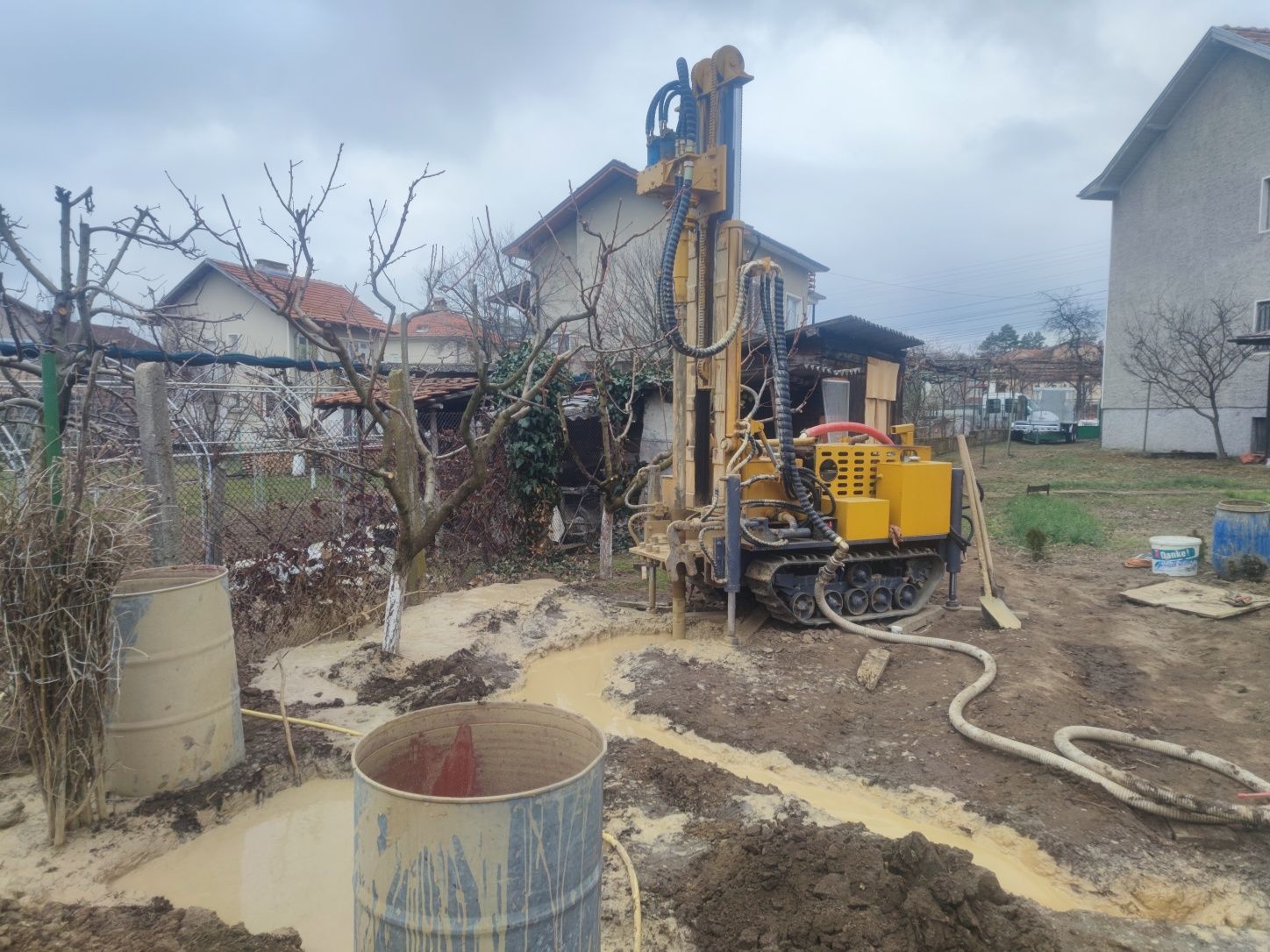 Сондажи за вода на трудни места