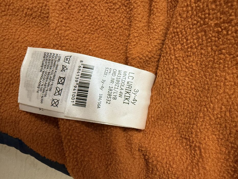 Kurtka 3-4 yosh waikiki turkiya