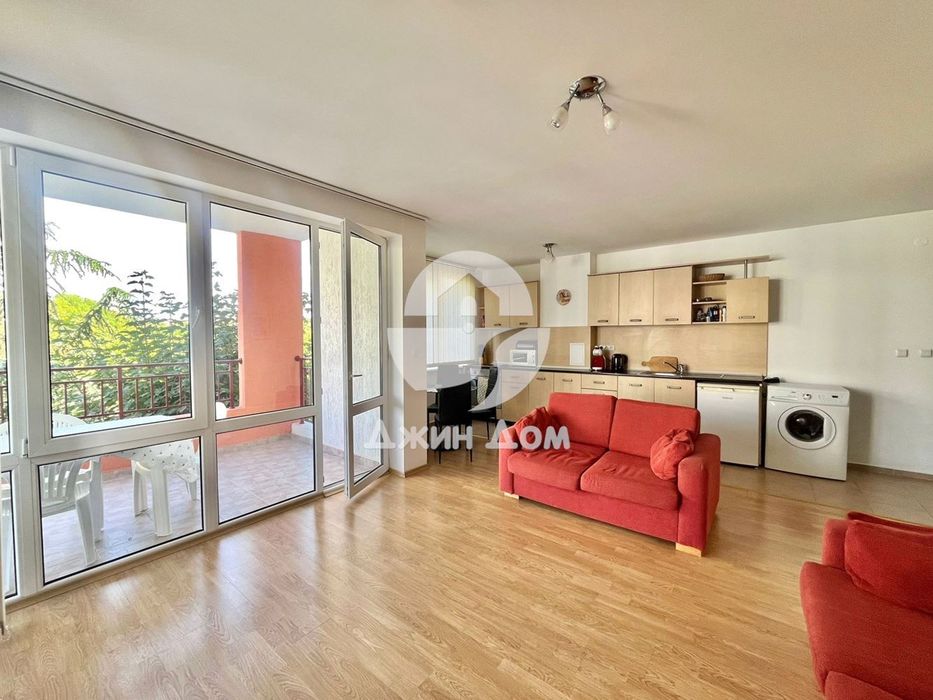 Двустаен апартамент с ГЛЕДКА МОРЕ в к-с „Ривиера Форт Бийч”, с. Равда