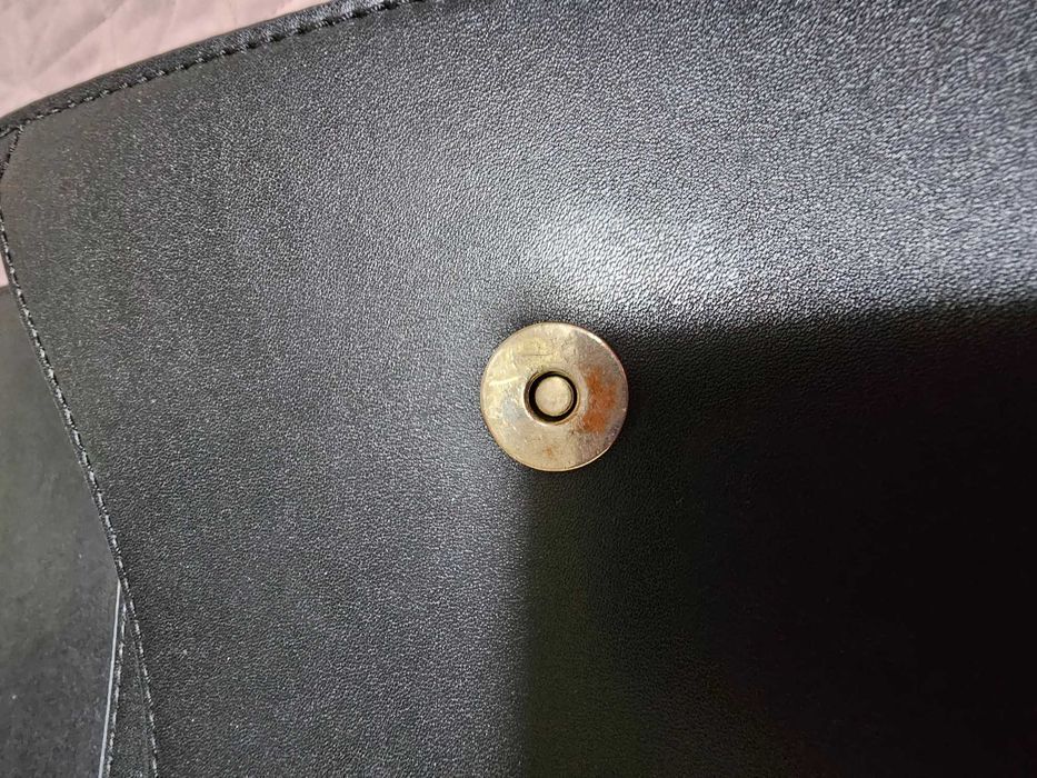 Дамска чанта Guess