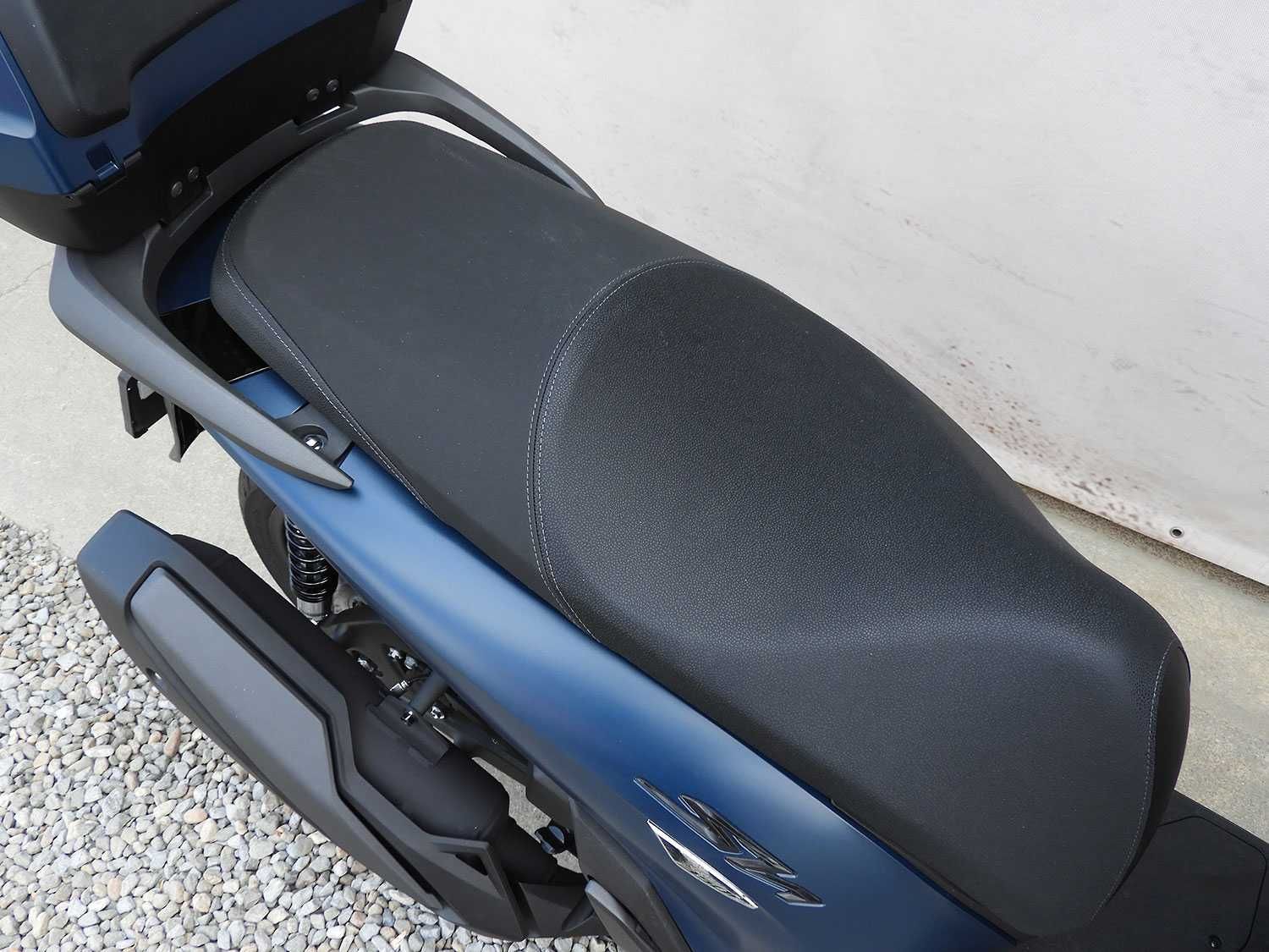Scuter Honda SH350i ABS incl Smart Top Box 2025 | Rate | Leasing