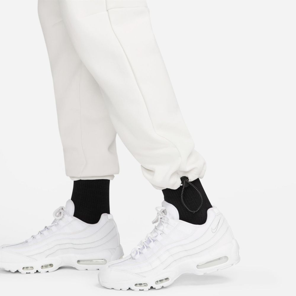 Мъжки долнища Nike Tech Fleece - размер M/L