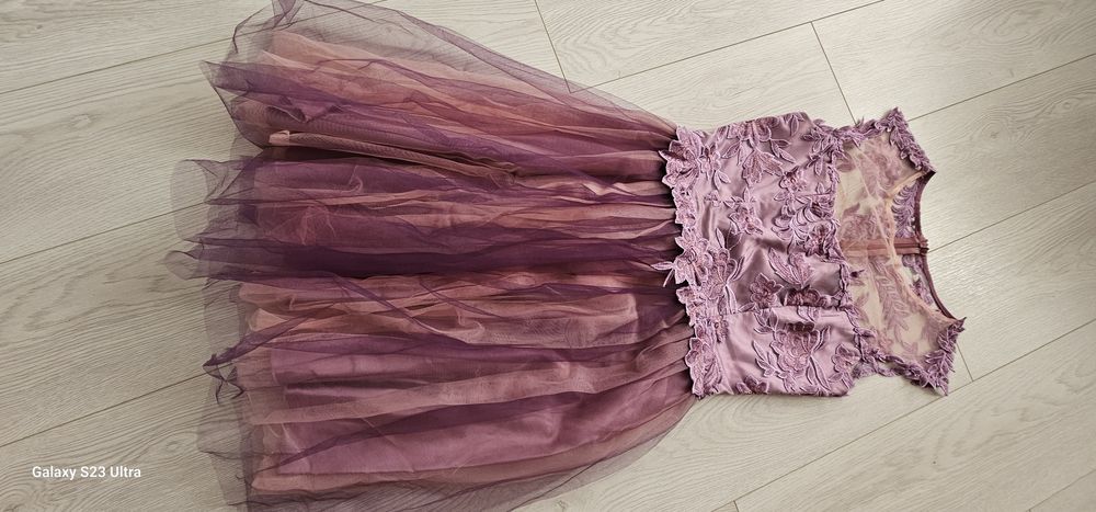 Rochie Leonard nouă