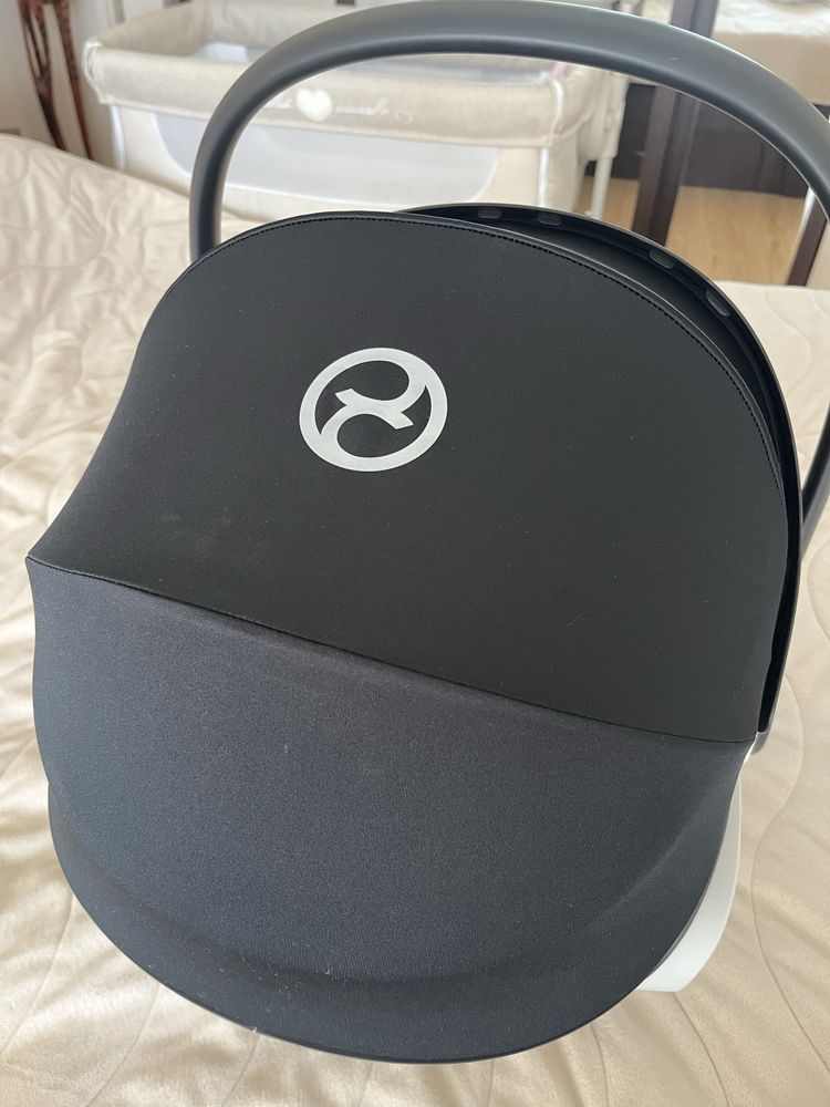 Cybex Aton B2 I-size + адаптери