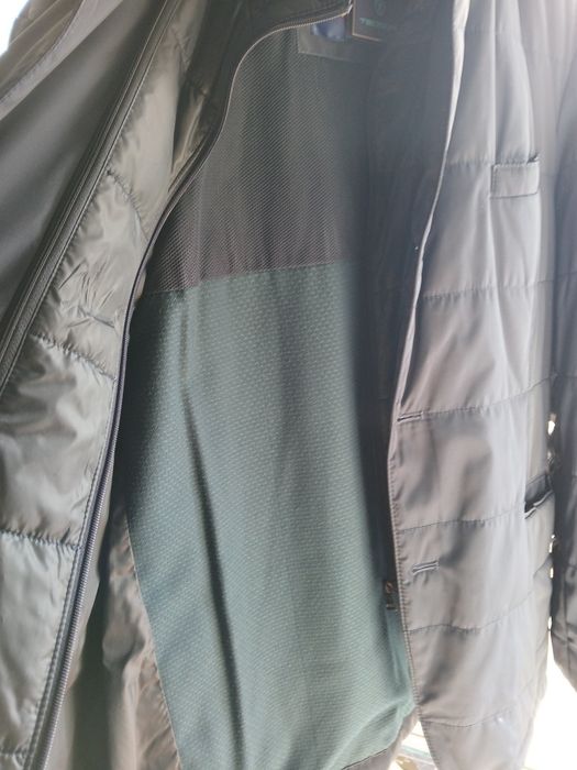 Яке елегантно Теодор