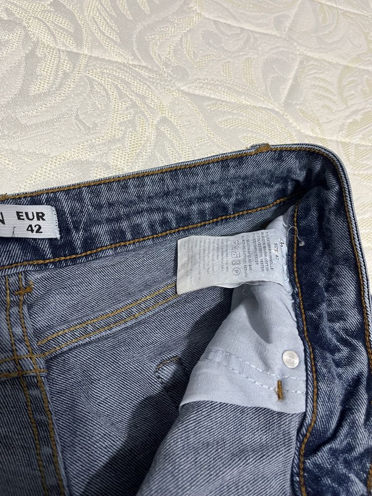 Продам  женские джинсы