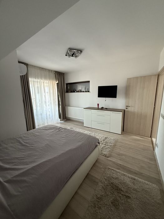 Inchiriez apartament 2 camere 100 mp Bucurestii Noi langa metrou Jiulu