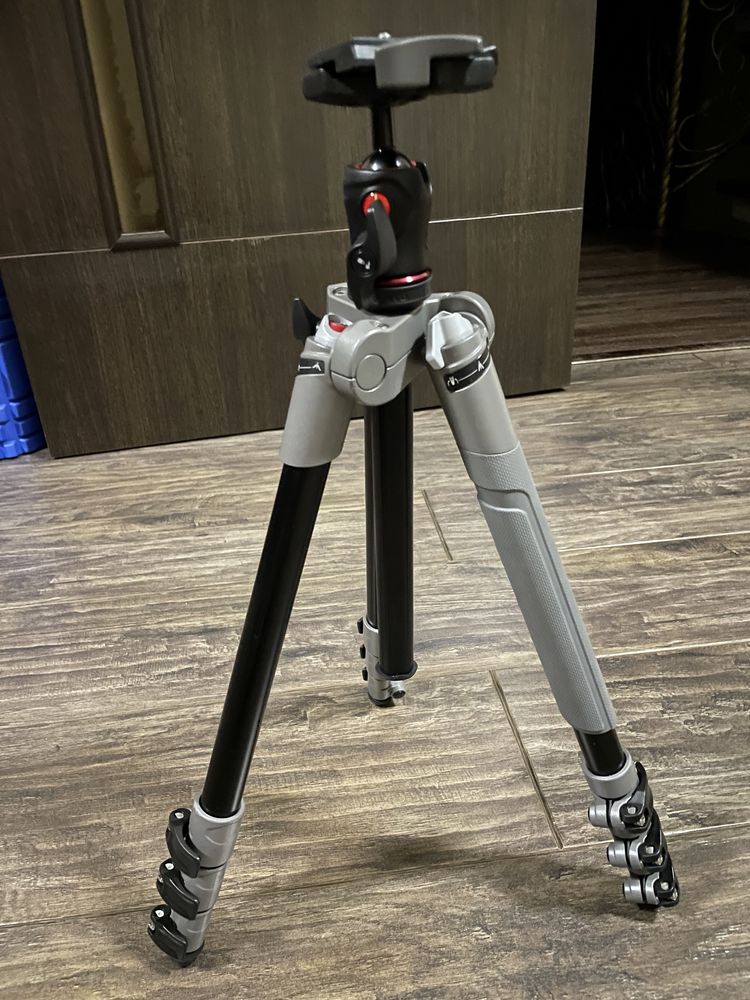 Штатив Manfrotto MKBFRA4D-BH