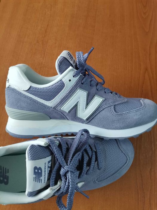 Дамски маратонки NEW Balance 574 светло лилави велур. Нови, без кутия