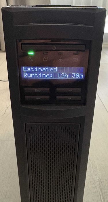 APC Smart-UPS X 750VA (SMX750I)