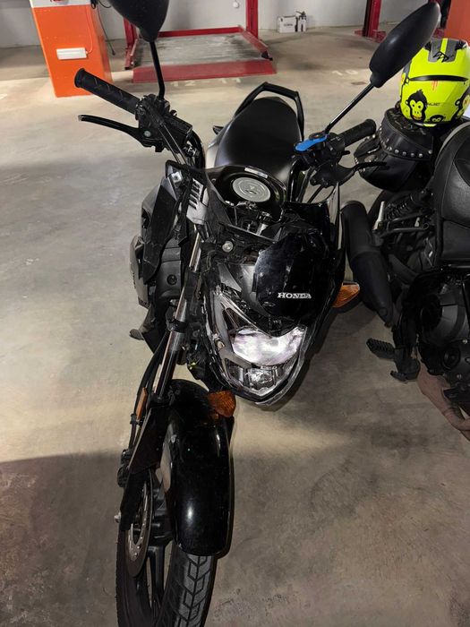 Motocicleta CBF 125 Avariata fuctionala