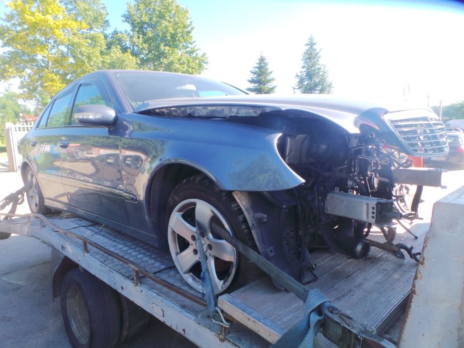 Mercedes E-Class W211 2.7 CDI 2004г