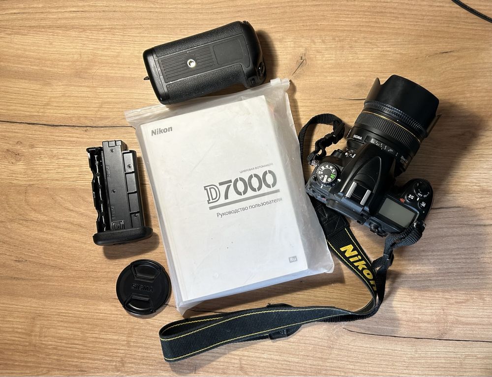 Фотоаппарат Nikon D7000 с редким объективом Sigma 30mm