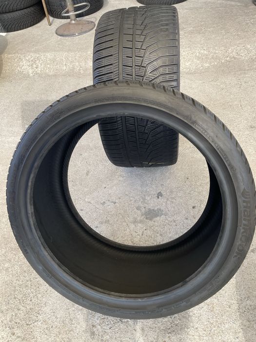 295/30/20 -2бр. Зимни гуми Hankook